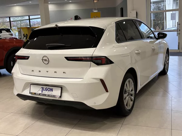 Opel Astra 1.2 TURBO Edition