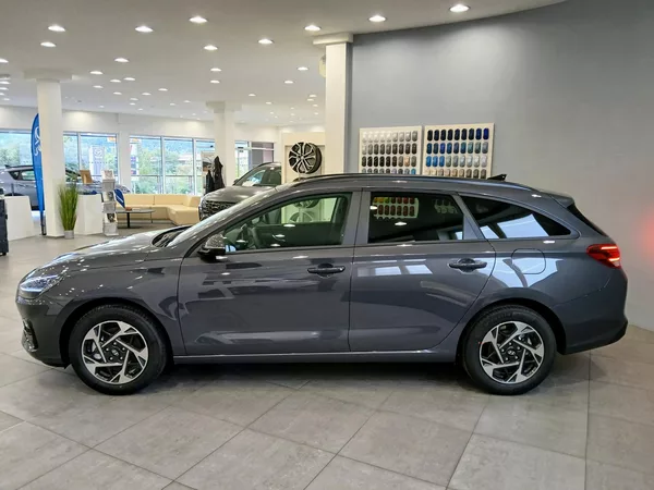 Hyundai i30 1.0 T-GDI GO Czech! 2026 - foto 4