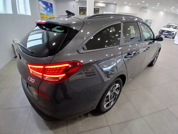 Hyundai i30 1.0 T-GDI GO Czech! 2026 - foto 7