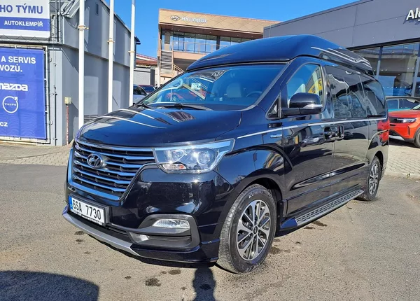 Hyundai H 1 GRAND STAREX 2.5 CRDi AT 2WD