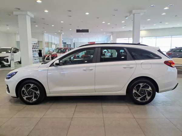 Hyundai i30 1,6 T-GDI DCT GO CZECH - foto 4