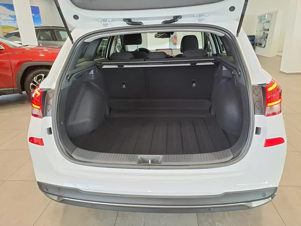 Hyundai i30 1,6 T-GDI DCT GO CZECH - foto 9