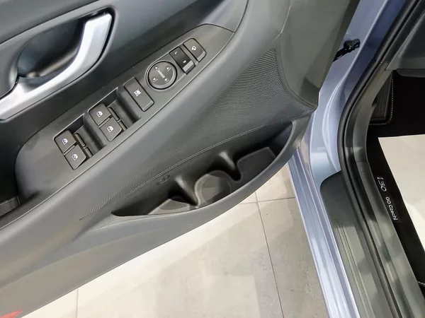 Hyundai i30 1.0 T-GDI GO Czech! - foto 16