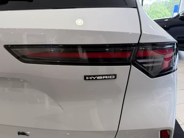 Opel Astra ULTIMATE 1.2 TURBO Hybrid - foto 20