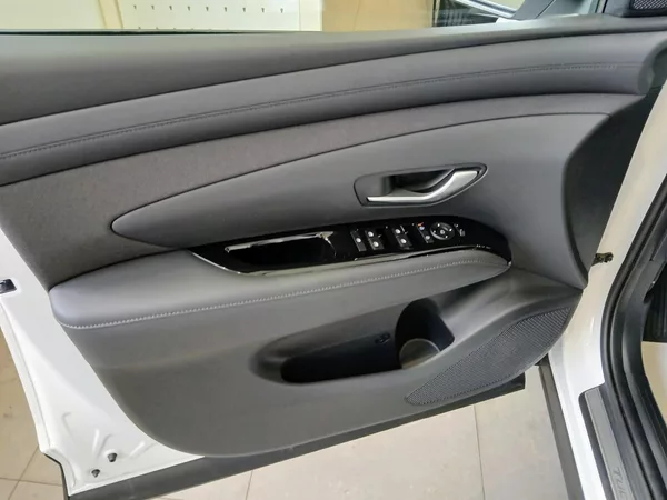 Hyundai Tucson 1,6 T-GDI DCT GO Czech! Plus - foto 11