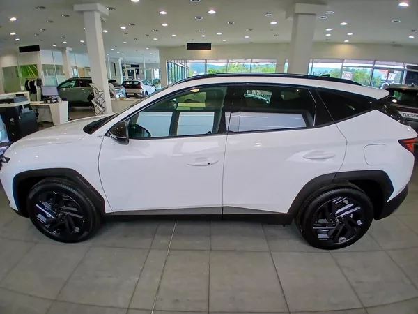 Hyundai Tucson 1,6 T-GDI DCT GO Czech! Plus - foto 4