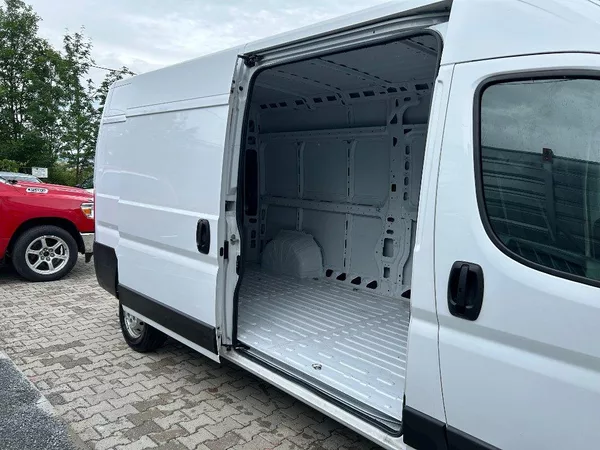 Opel Movano 3500 L3H2 2,2 CDTI 121kW MT6 - foto 6