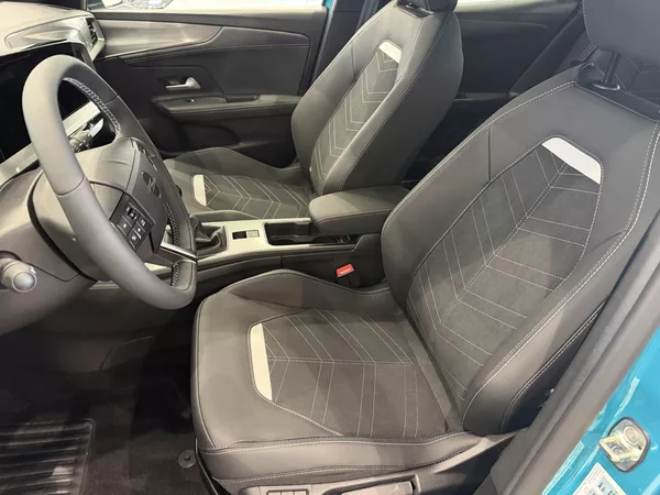 Opel Mokka GS 1.2 TURBO - foto 7