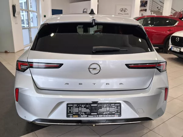 Opel Astra 1.2 TURBO Elegance - foto 6