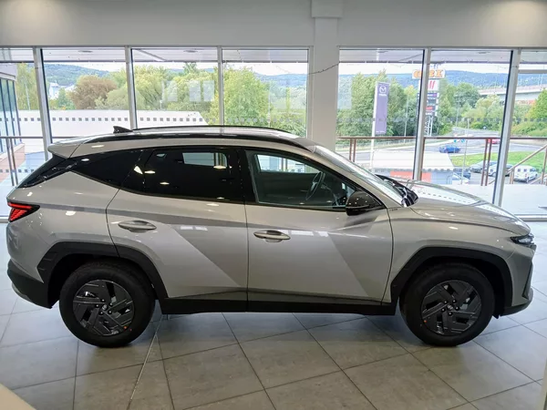 Hyundai Tucson 1,6 T-GDI DCT GO Czech! - foto 2