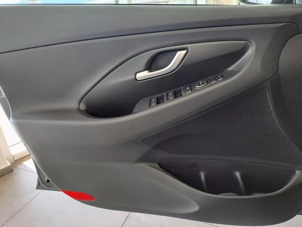 Hyundai I30 1,5i MT GO CZECH! - foto 12