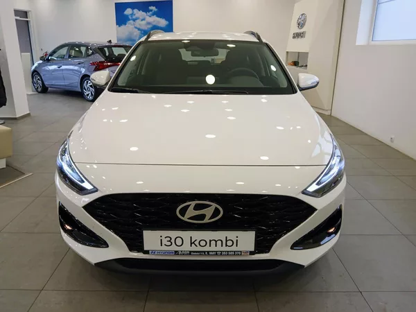 Hyundai I30 1,5i MT GO CZECH! - foto 2