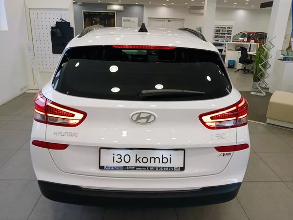 Hyundai I30 1,5i MT GO CZECH! - foto 6
