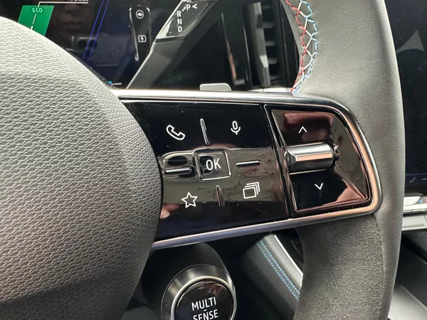 Renault Rafale esprit Alpine E-Tech full hybr - foto 12