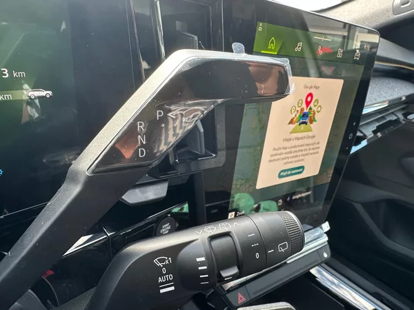 Renault Austral Techno full hybrid E-Tech 200 - foto 14