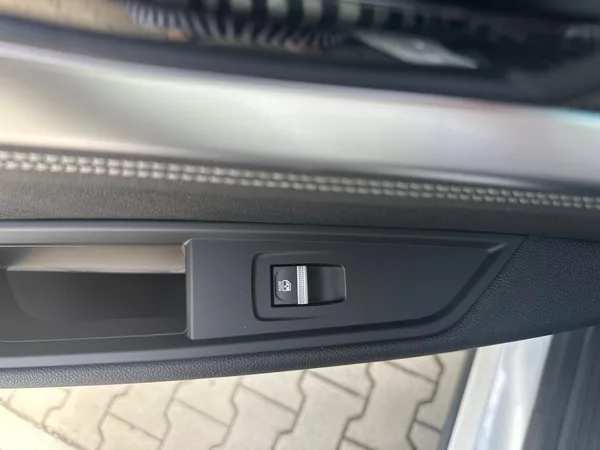 Renault Austral Techno full hybrid E-Tech 200 - foto 25