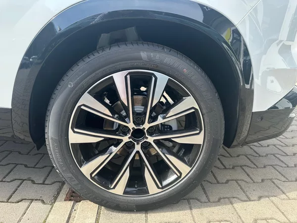 Renault Austral Techno full hybrid E-Tech 200 - foto 35