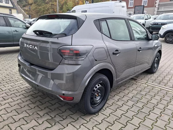 Dacia Sandero Essential Tce 100 - foto 5