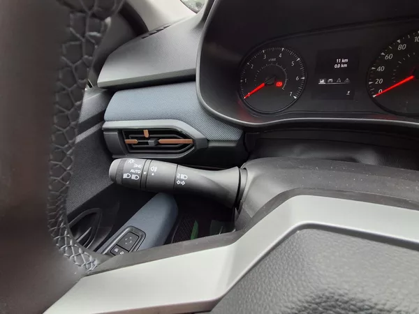 Dacia Sandero Stepway Expression Eco-G 120 - foto 12