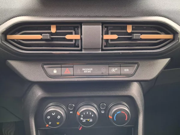 Dacia Sandero Stepway Expression Eco-G 120 - foto 17