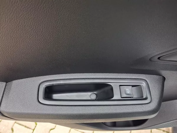Dacia Sandero Stepway Expression Eco-G 120 - foto 25