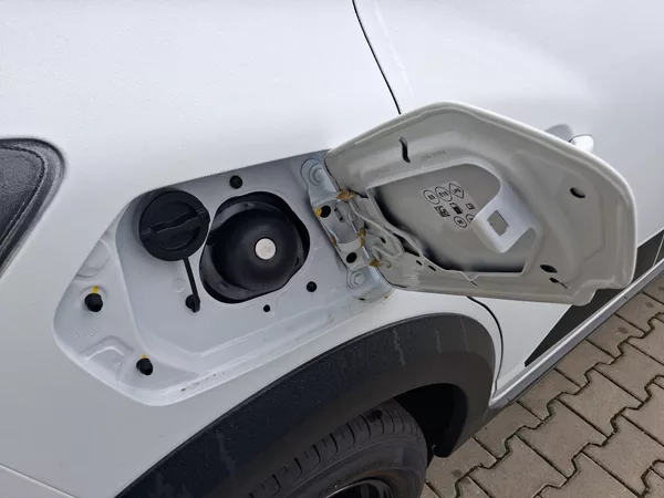 Dacia Sandero Stepway Expression Eco-G 120 - foto 29