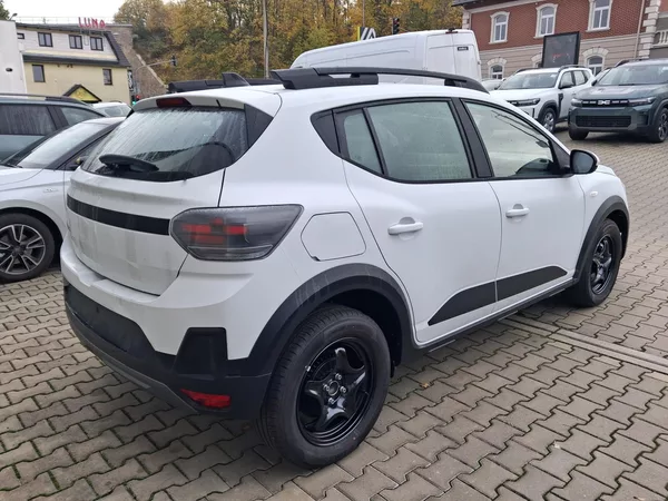 Dacia Sandero Stepway Expression Eco-G 120 - foto 5