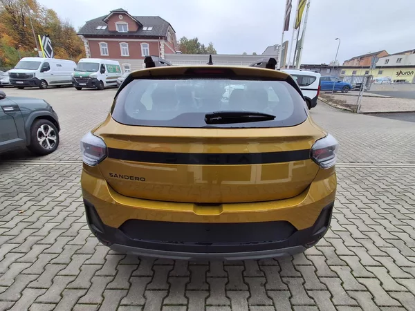 Dacia Sandero Stepway Expression Eco-G 120 - foto 6