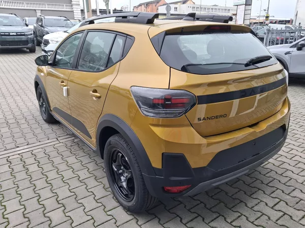 Dacia Sandero Stepway Expression Eco-G 120 - foto 7