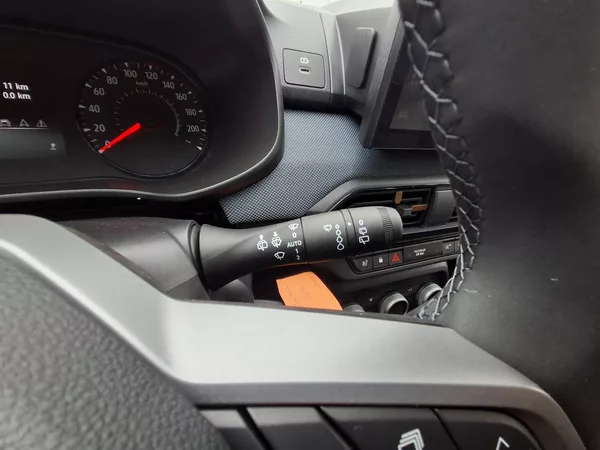 Dacia Sandero Stepway Expression Eco-G 120 - foto 14