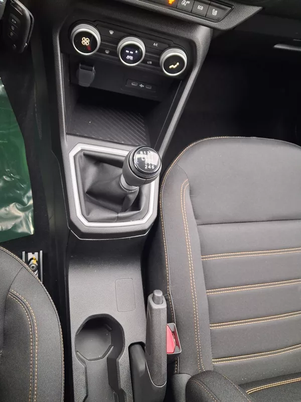 Dacia Sandero Stepway Expression Eco-G 120 - foto 19