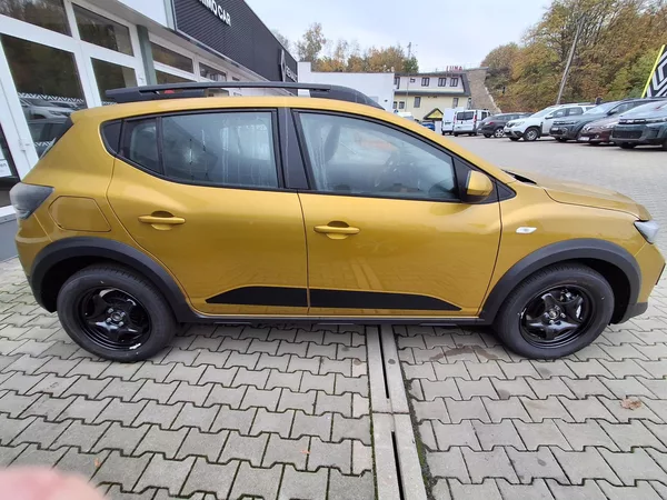 Dacia Sandero Stepway Expression Eco-G 120 - foto 4