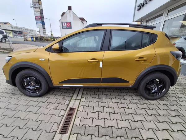 Dacia Sandero Stepway Expression Eco-G 120 - foto 8