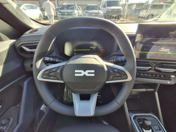 Dacia Bigster Expression Hybrid 155 - foto 10