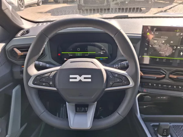 Dacia Bigster Extreme Hybrid 155 - foto 11