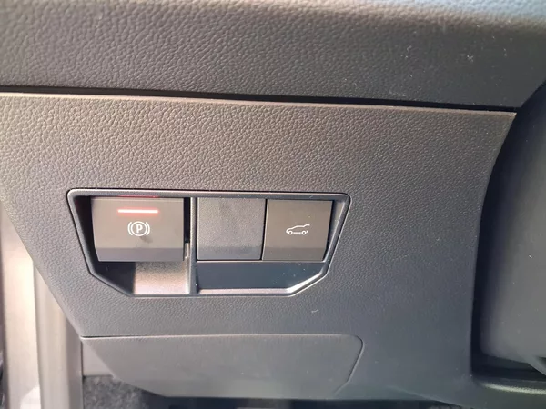 Dacia Bigster Extreme Hybrid 155 - foto 22