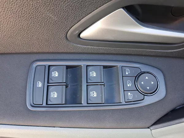 Dacia Bigster Extreme Hybrid 155 - foto 27