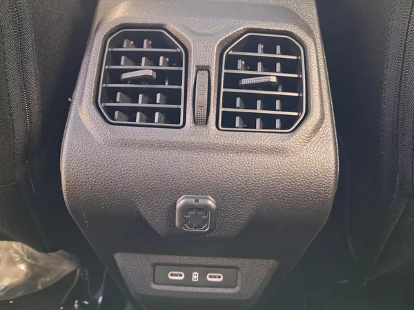 Dacia Bigster Extreme Hybrid 155 - foto 31