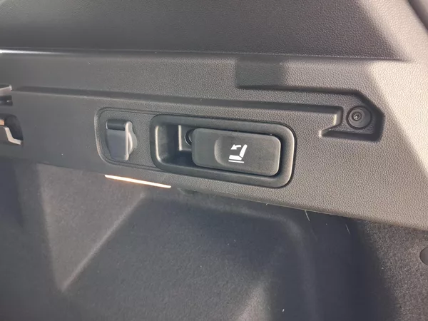 Dacia Bigster Extreme Hybrid 155 - foto 36