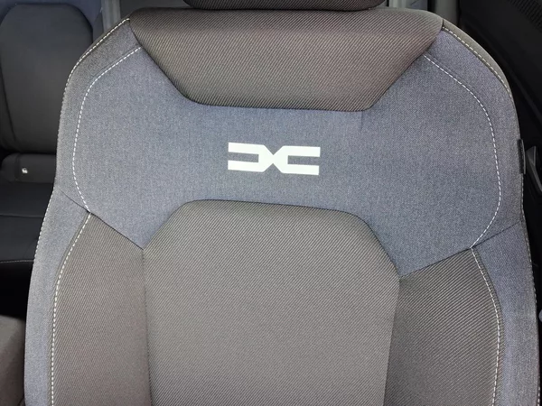 Dacia Duster Expression mild hybrid 140 - foto 18