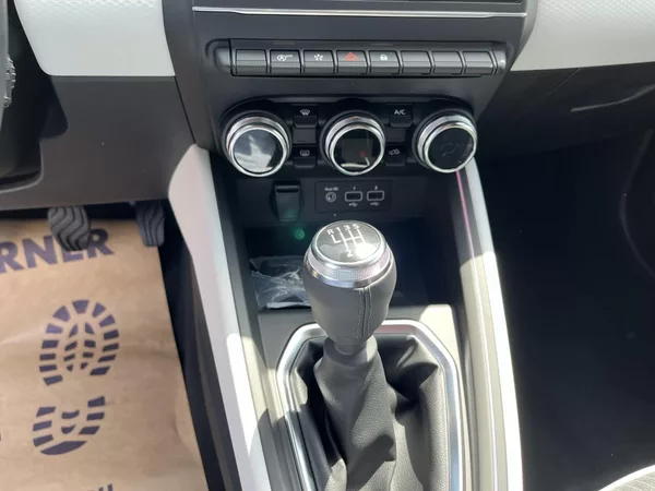 Renault Clio Techno TCe 90 - foto 10