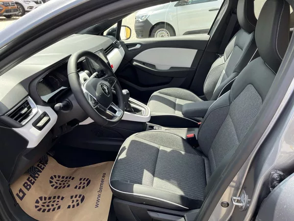 Renault Clio Techno TCe 90 - foto 17
