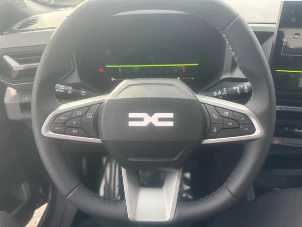 Dacia Bigster Journey mild hybrid-G 140 - foto 10