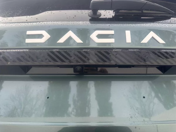 Dacia Bigster Journey mild hybrid-G 140 - foto 25