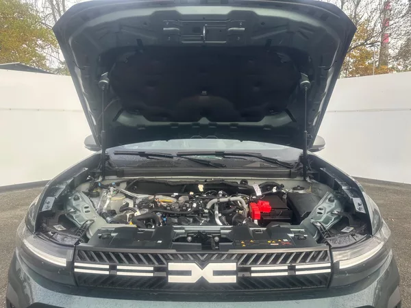Dacia Bigster Journey mild hybrid-G 140 - foto 30