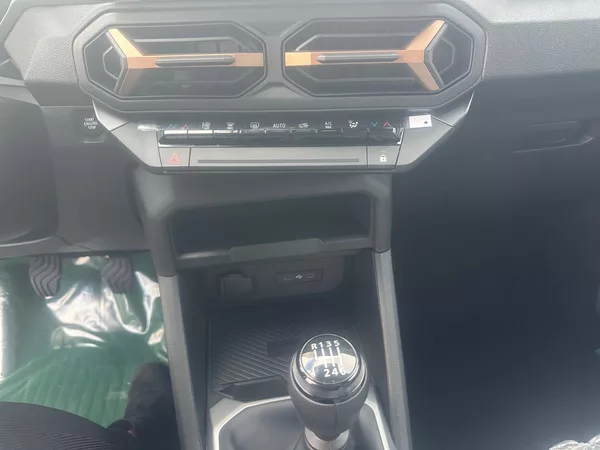 Dacia Bigster Extreme mild hybrid-G 140 - foto 15
