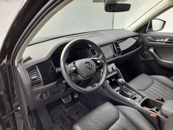 Škoda Kodiaq L&K 2.0 TDI 110kW 7AP 4x4 - foto 14