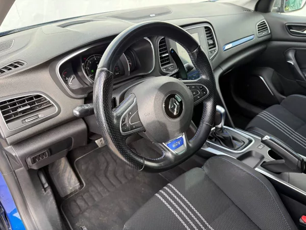 Renault Mégane 1.6 TCe 151 kW GT EDC - foto 8