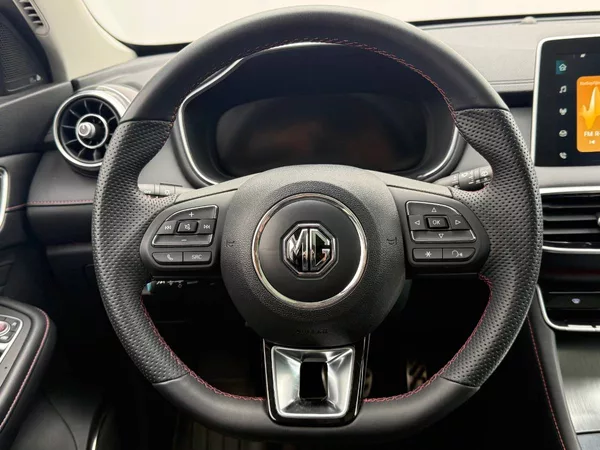 MG HS 1.5 TGI 119 kW Exclusive 7DCT - foto 10