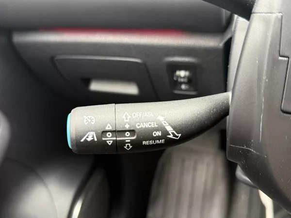 MG HS 1.5 TGI 119 kW Exclusive 7DCT - foto 19
